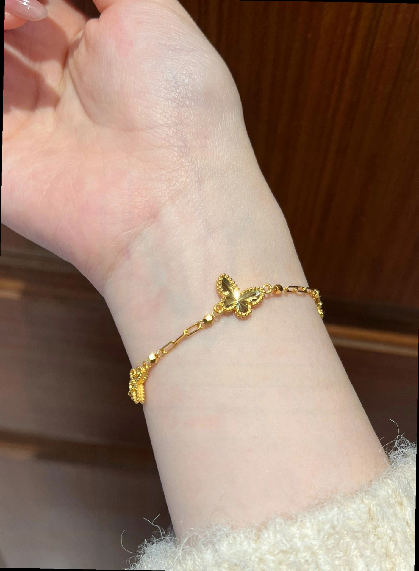 周六福潮金 源系列黄金手链女蝴蝶碎金手链5G足金手饰珠宝